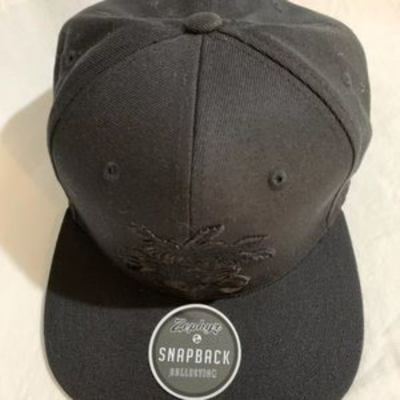 WSU State Shockers Blackout Snapback Hat Stitched Flat Brim New - Picture 3 of 9